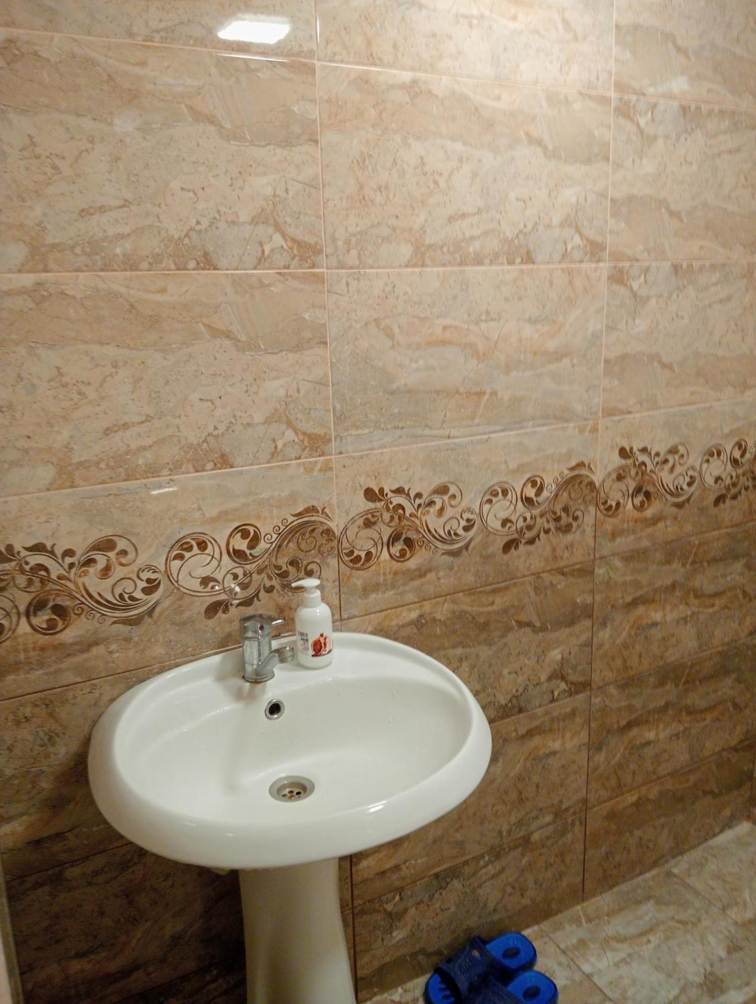 Apartment On The Delara Aliyeva Street Баку Екстериор снимка