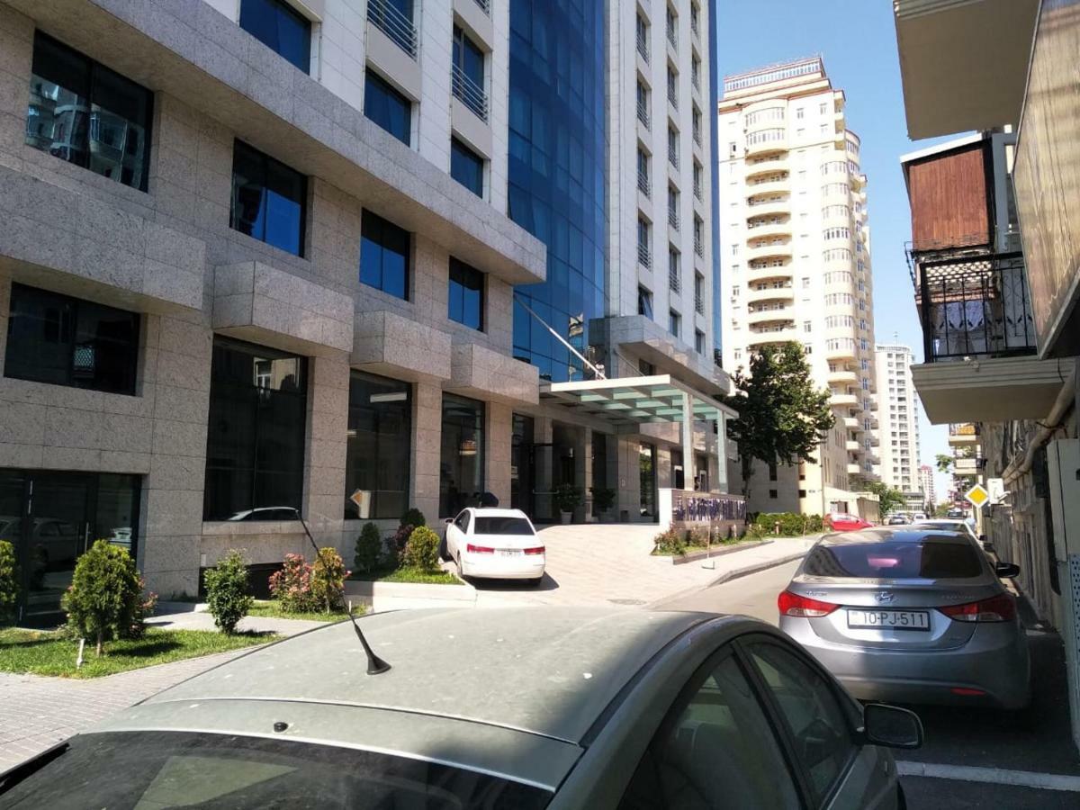 Apartment On The Delara Aliyeva Street Баку Екстериор снимка